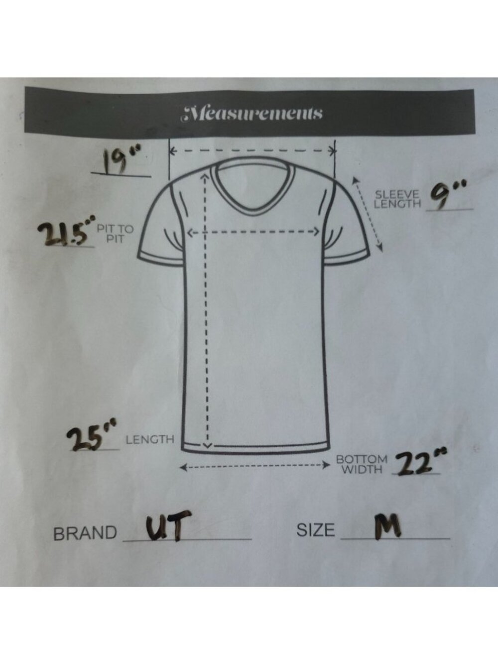 Uniqlo x POP MART WE ARE THE MONSTERS Labubu Women's UT Graphic Black T-Shirt M - Picture 7 of 7